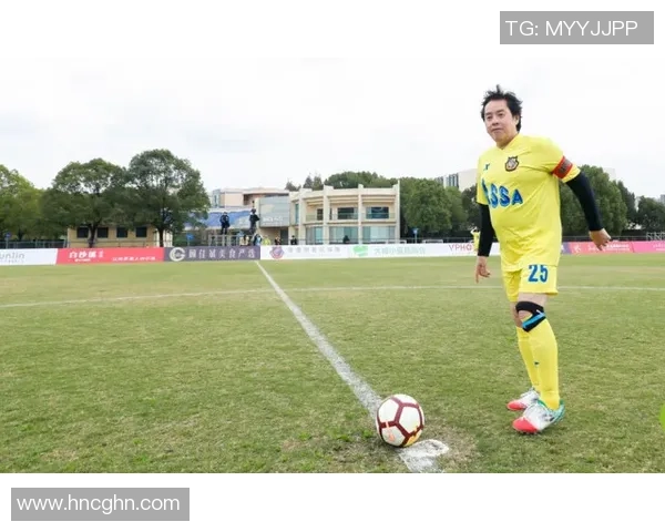 哈兰德球服热销背后的故事与足球明星的魅力解析 哈兰德球服热销背后的故事与足球明星的魅力解析