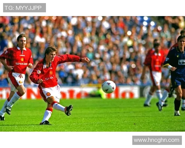 顶级足球明星精彩进球瞬间回顾与经典瞬间分享